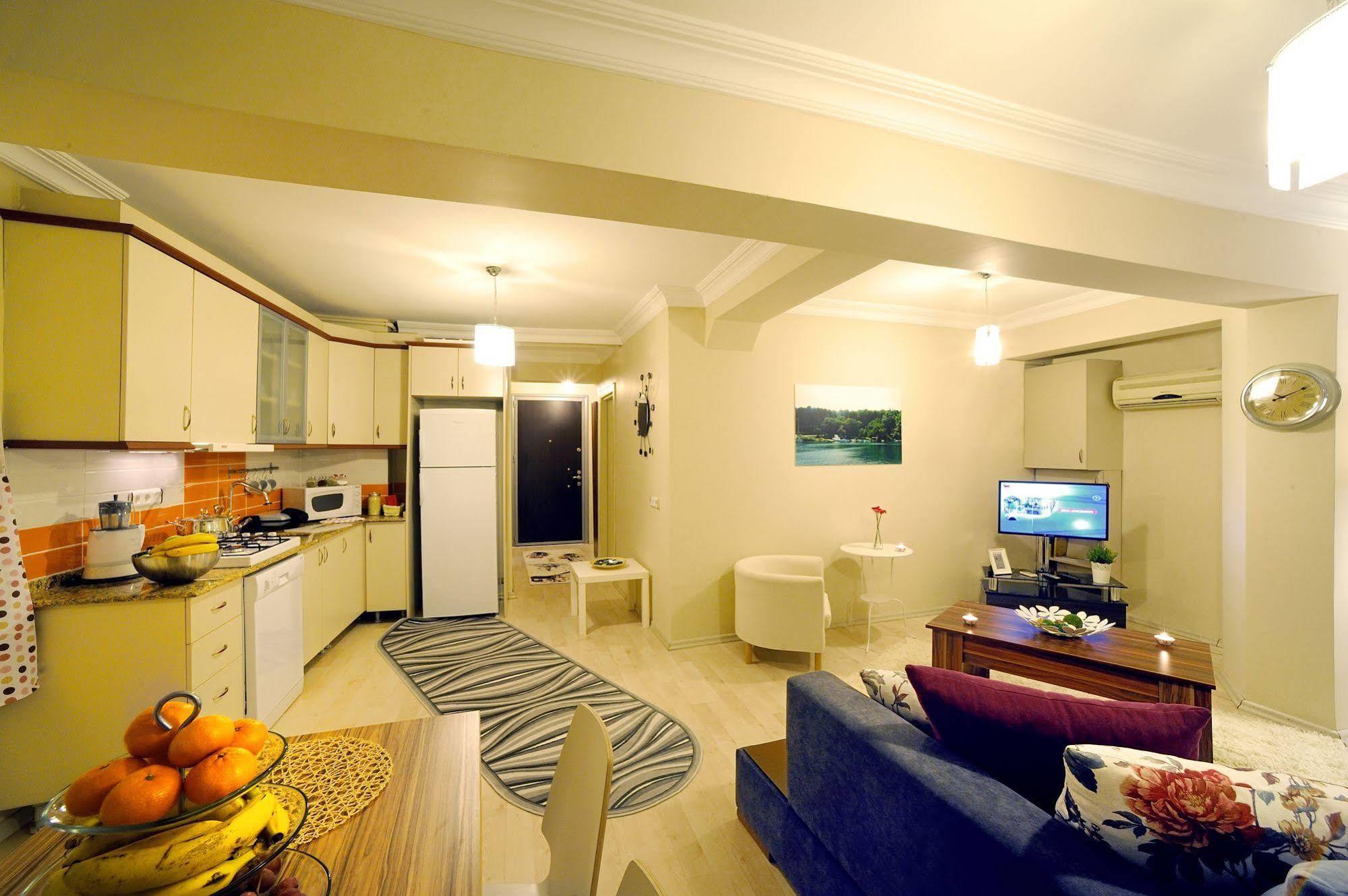 Aparthotel Point 2*