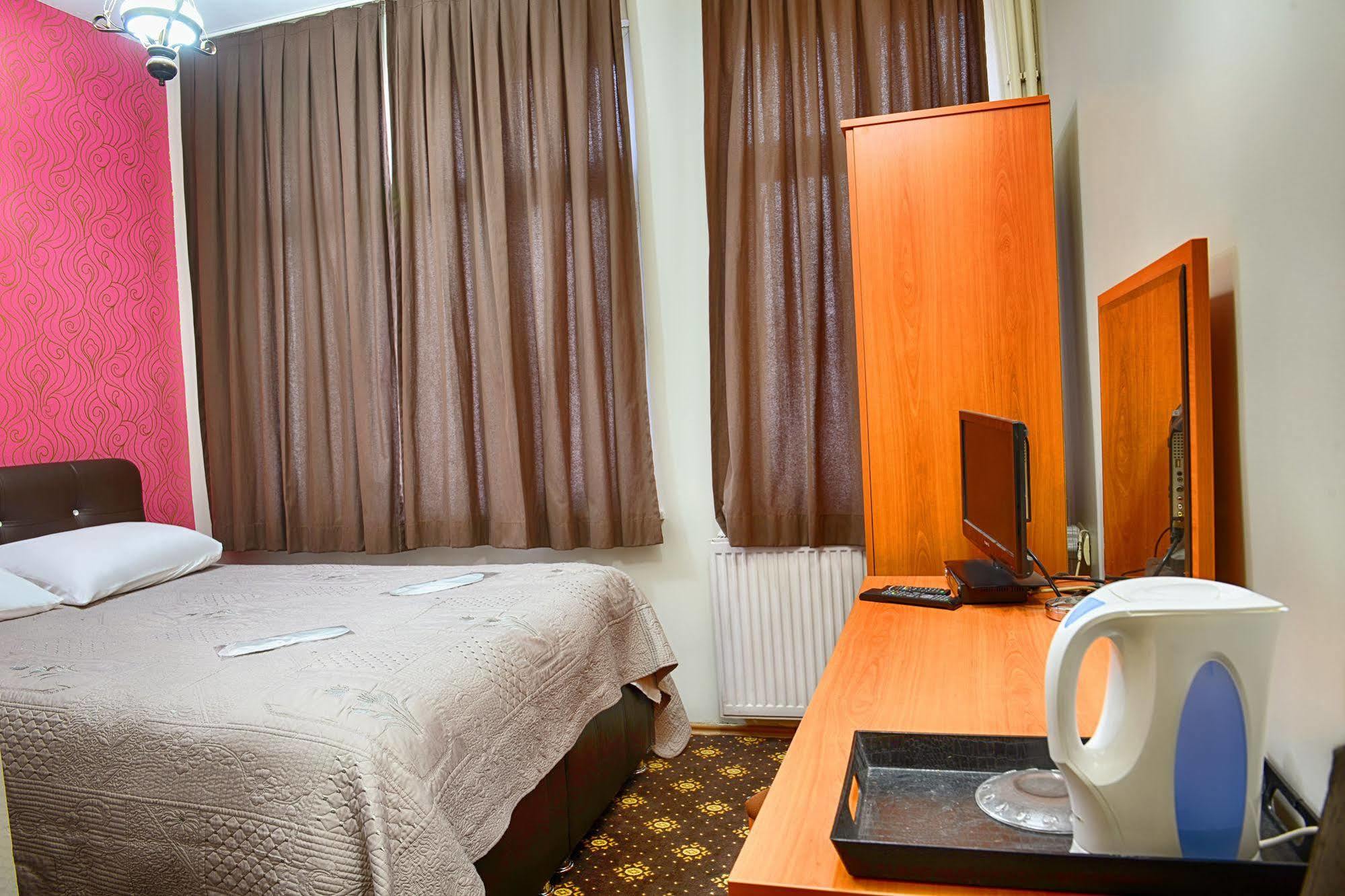 Akdeniz Otel