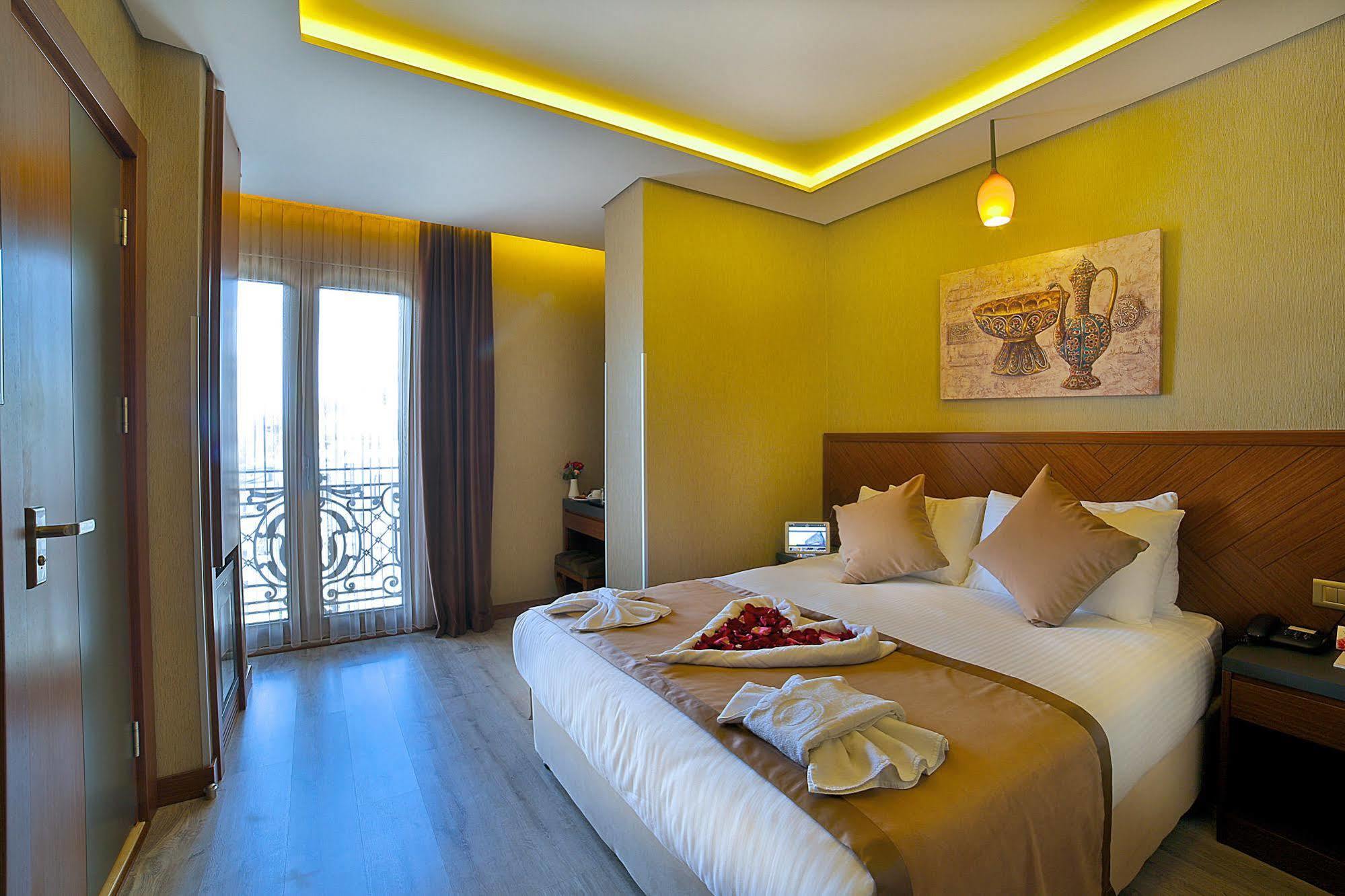 Hotel Corner Laleli 3*