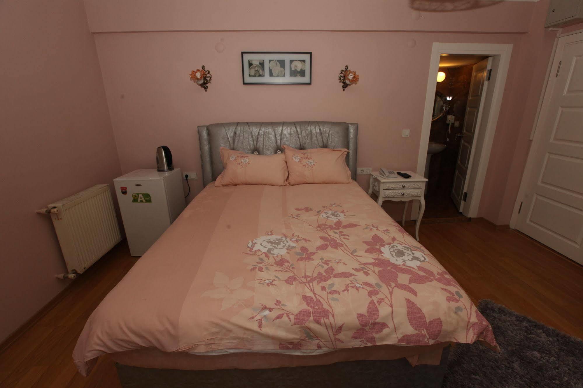 Oda ve Kahvaltı Yesim Suites