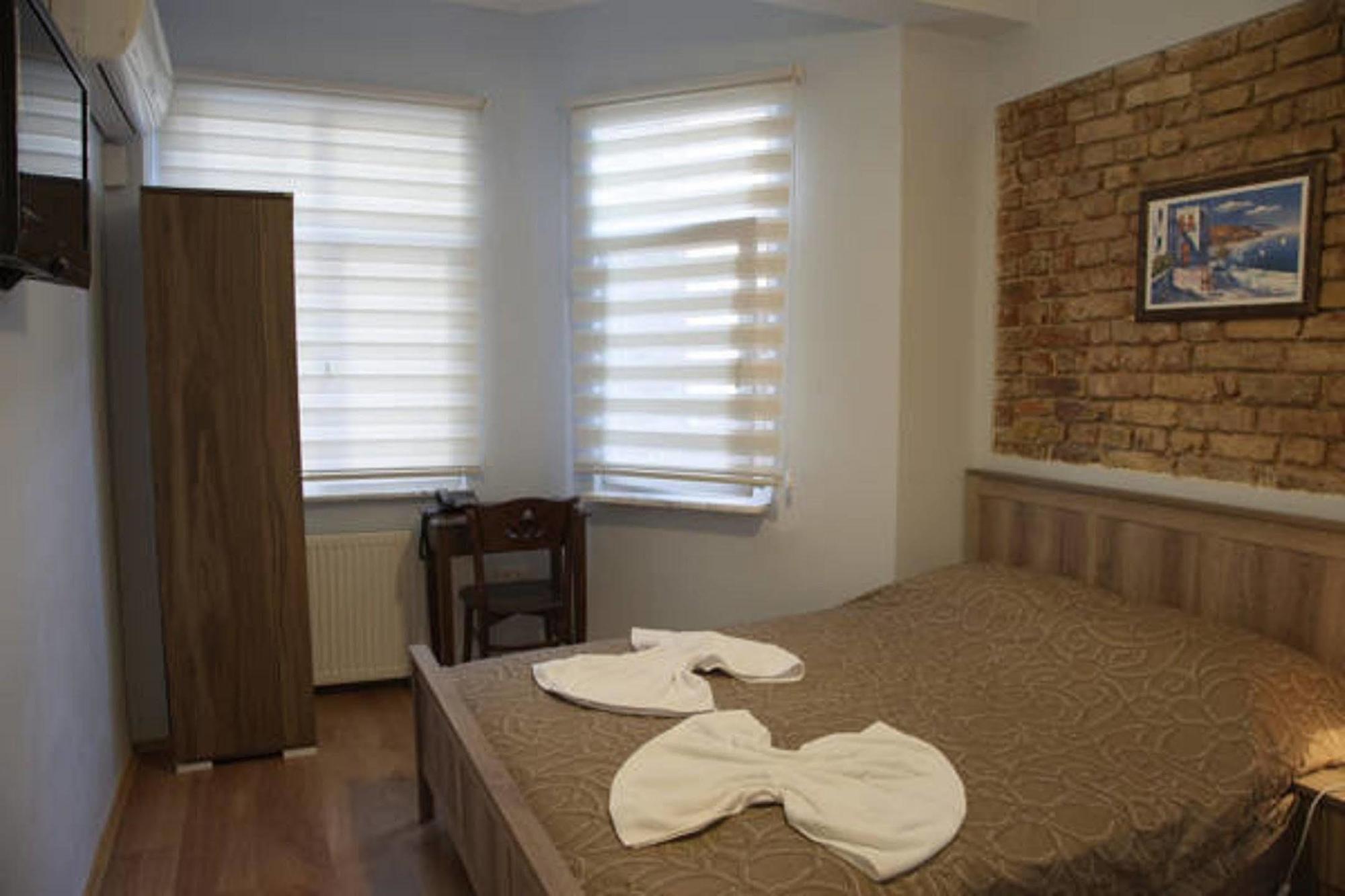 Taksim Hotel *