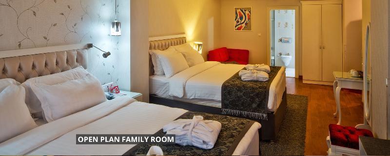 Amira Hotel