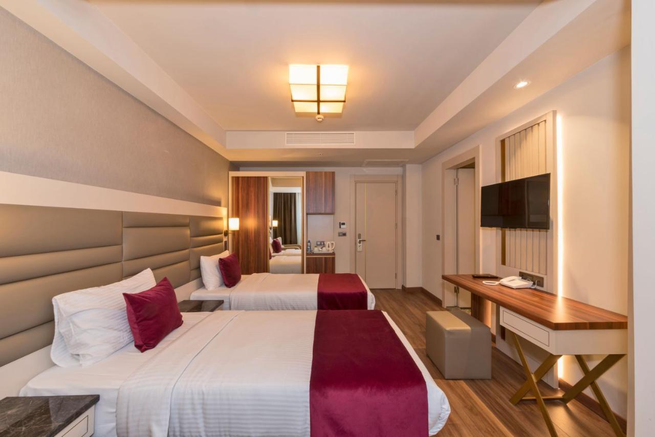 Hotel Golden Royal &