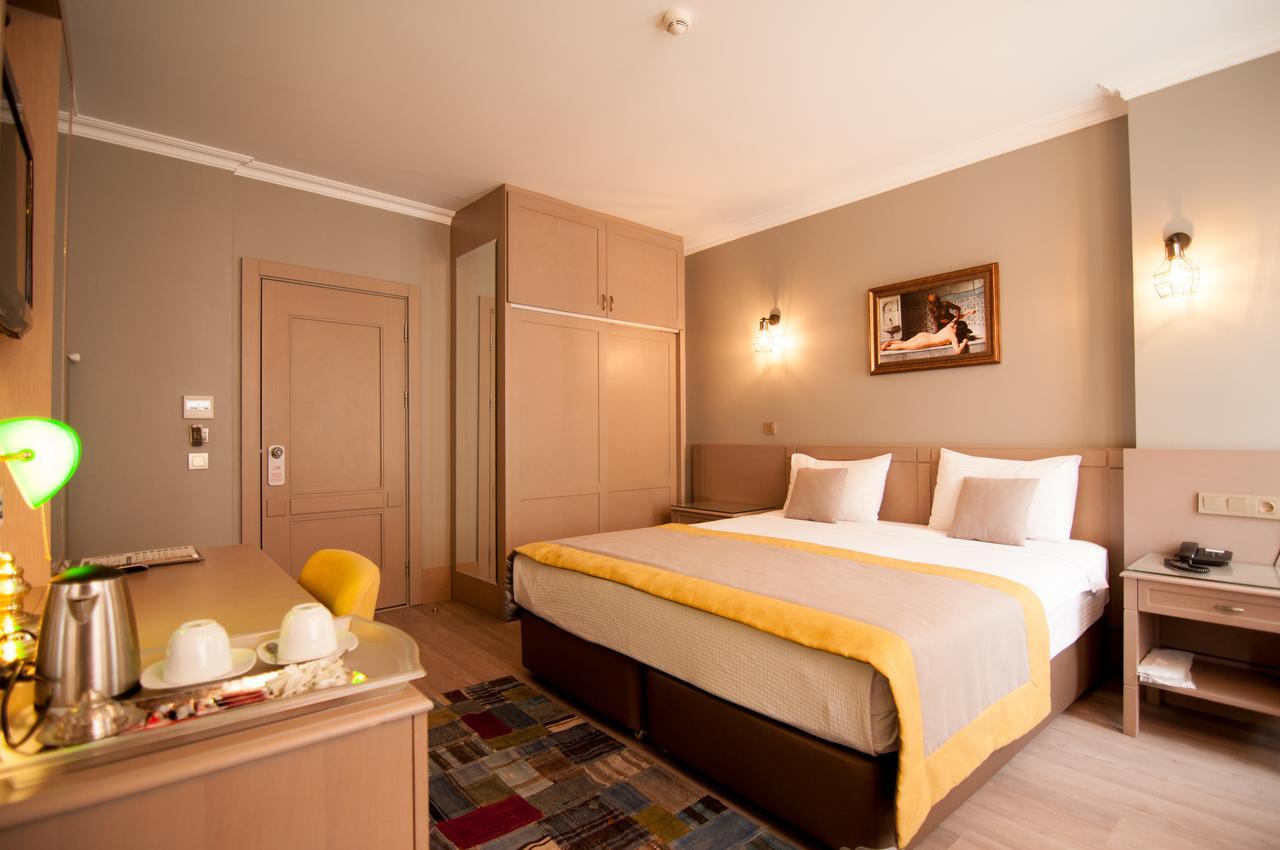 Seraglio & Hotel