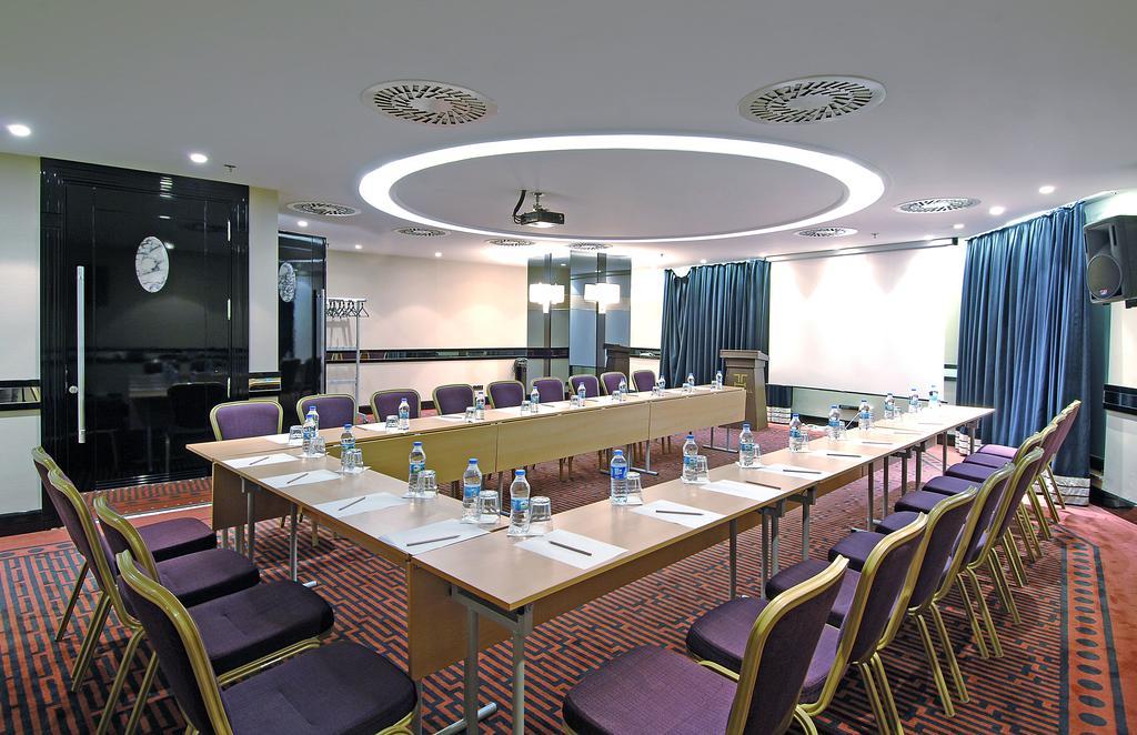 Otel Taxim Hill İstanbul