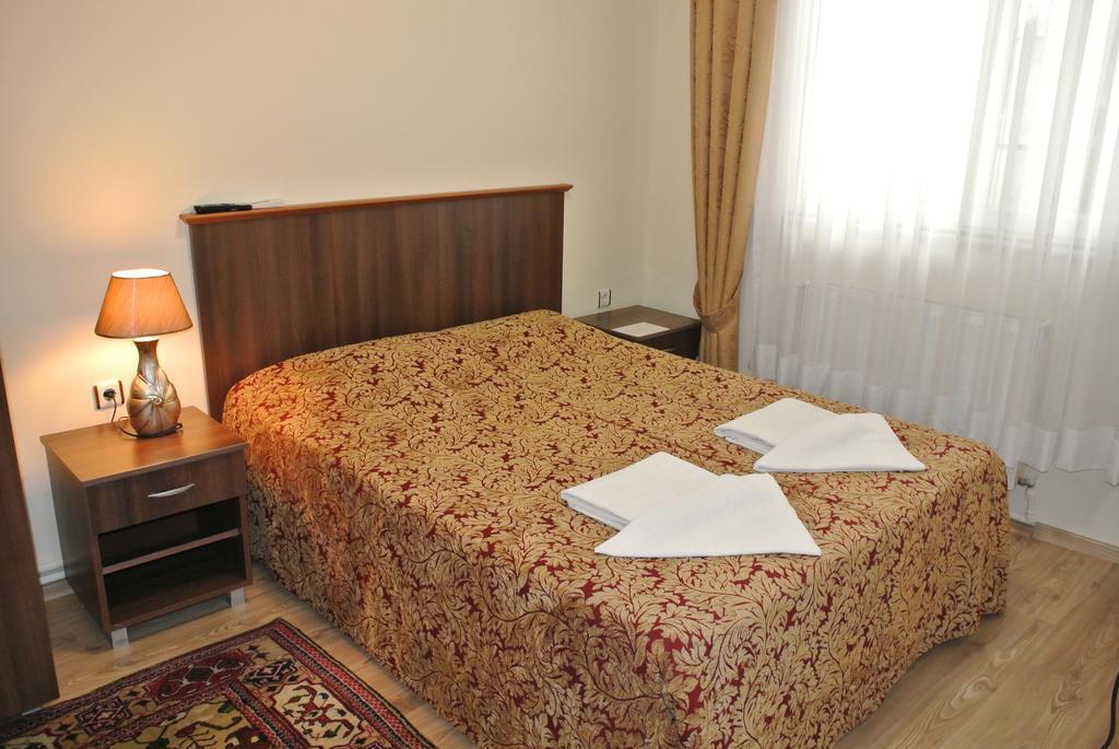 Oda ve Kahvaltı Emirhan Hotel, Sultanahmet İstanbul