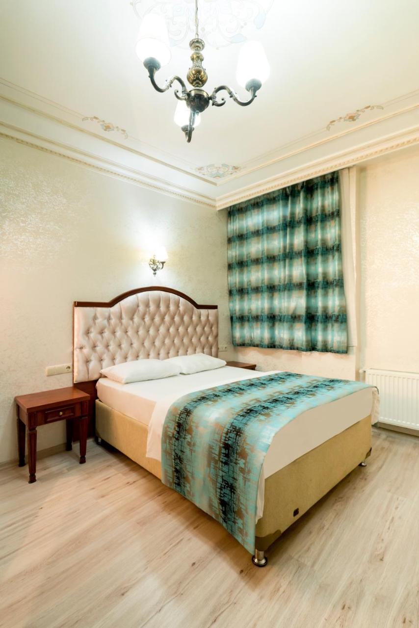 Aparthotel Atam 3*