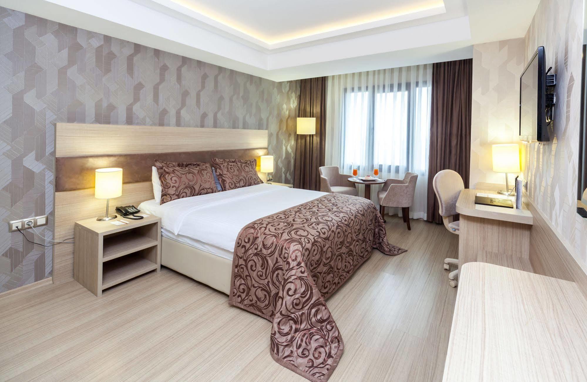 Golden Way Giyimkent Hotel 4*