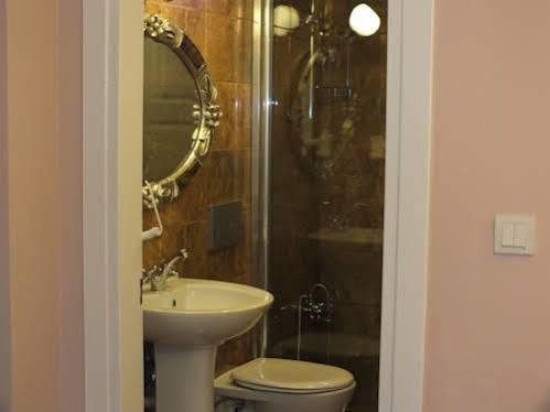 Oda ve Kahvaltı Yesim Suites İstanbul