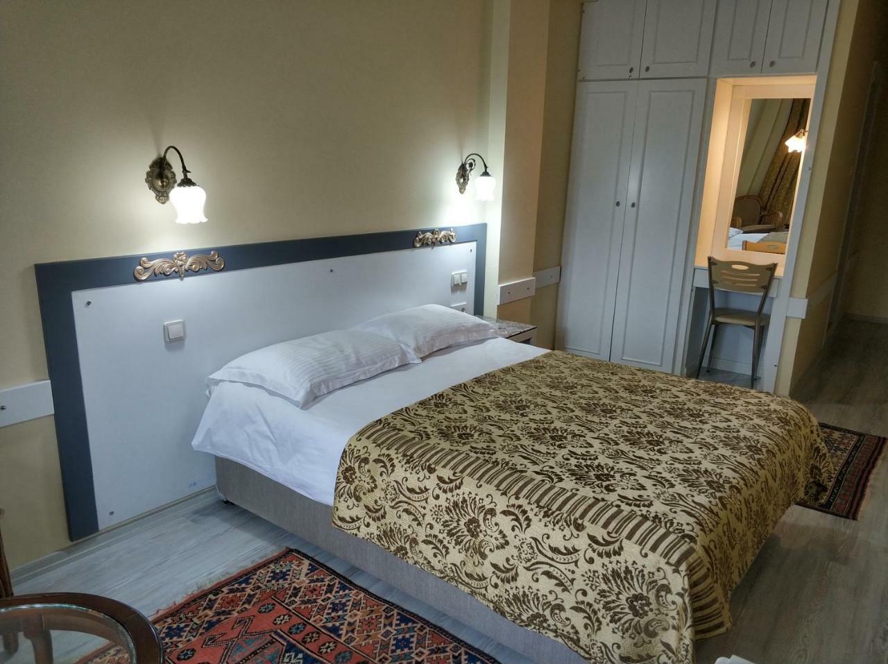 Hali Hotel