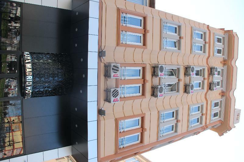 Hotel Kaya Madrid 3*