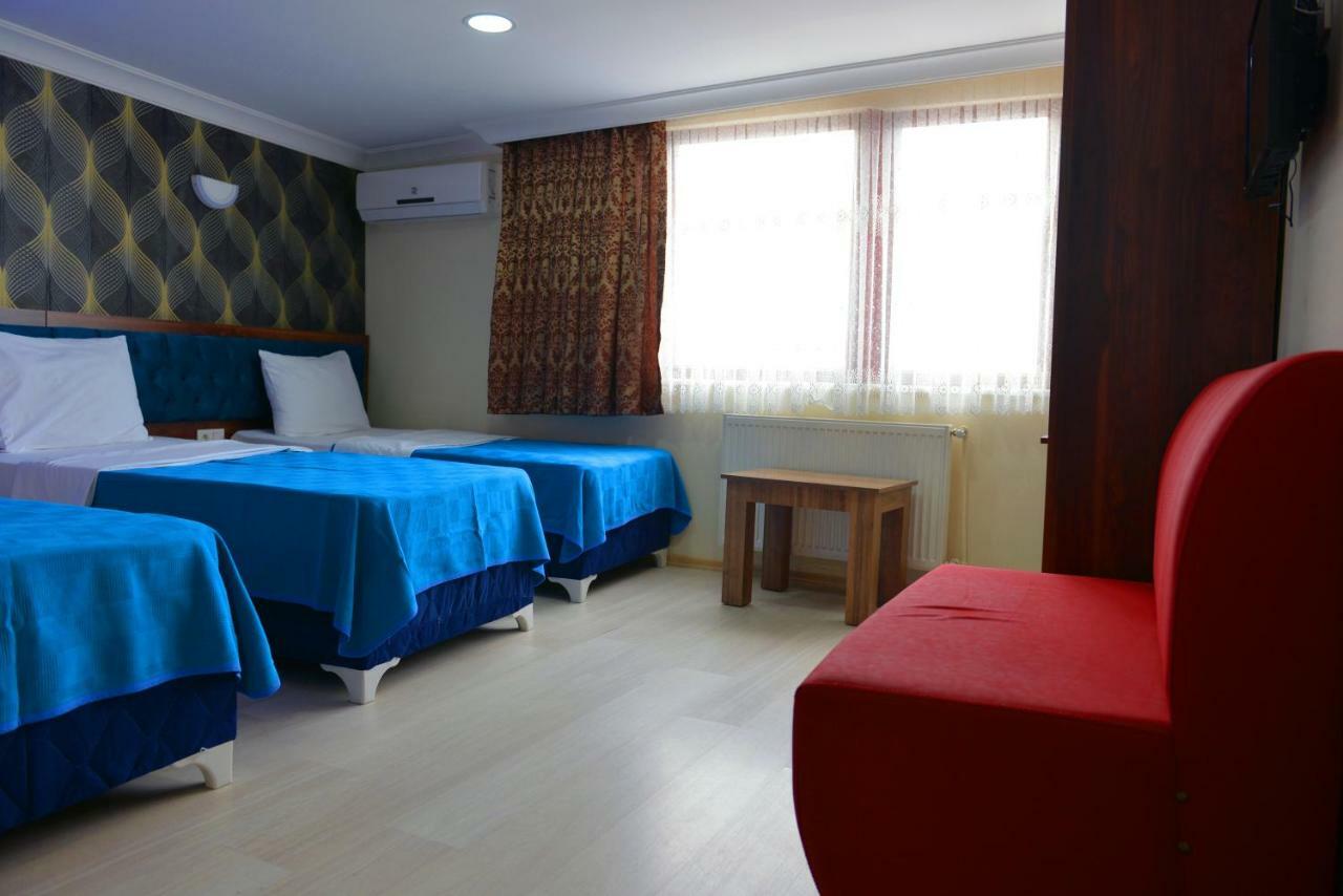 Marina Hotel