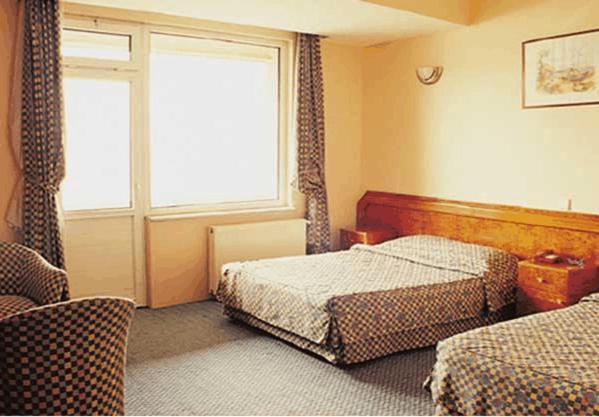 Yali Hotel