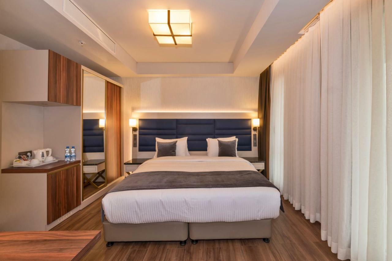 Golden Royal & Hotel 4*