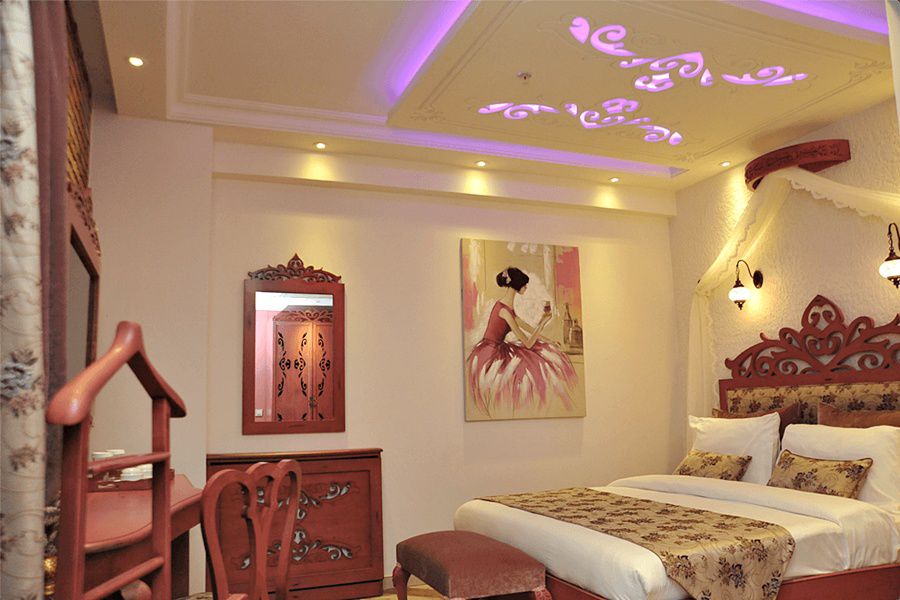 Ayna Hotel 4*