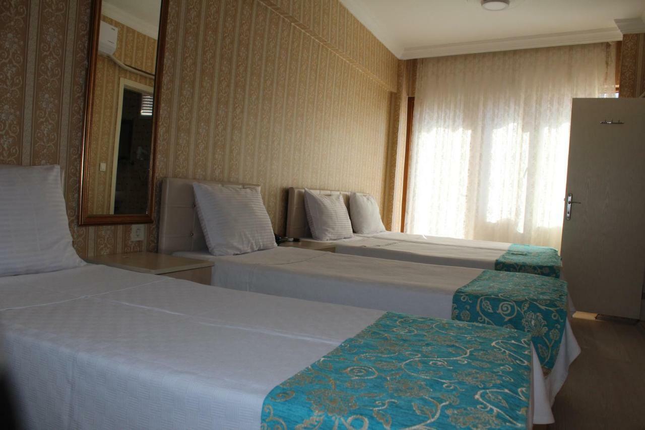 Hotel Omega
