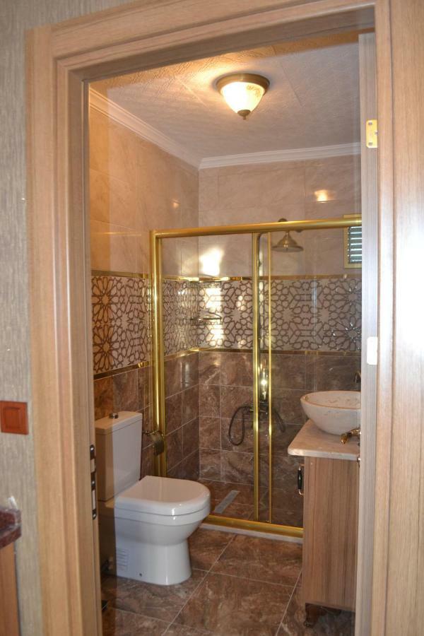 Aparthotel La Casa 2*
