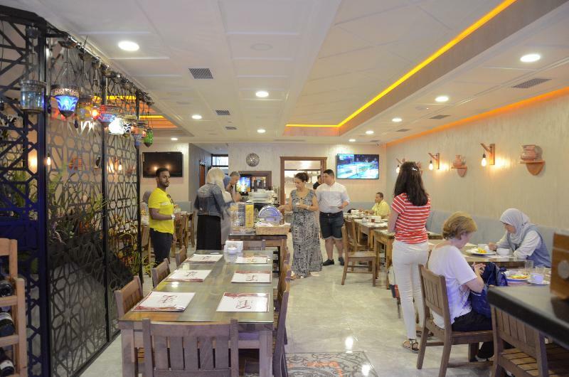 Otel Sarnic Premier