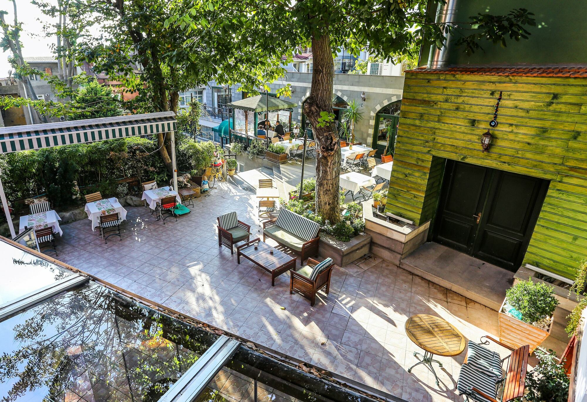 Garden House Hotel 4*