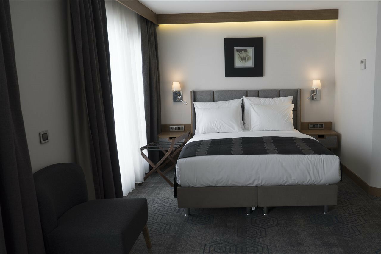Yuksel Yenikapi Hotel 4*