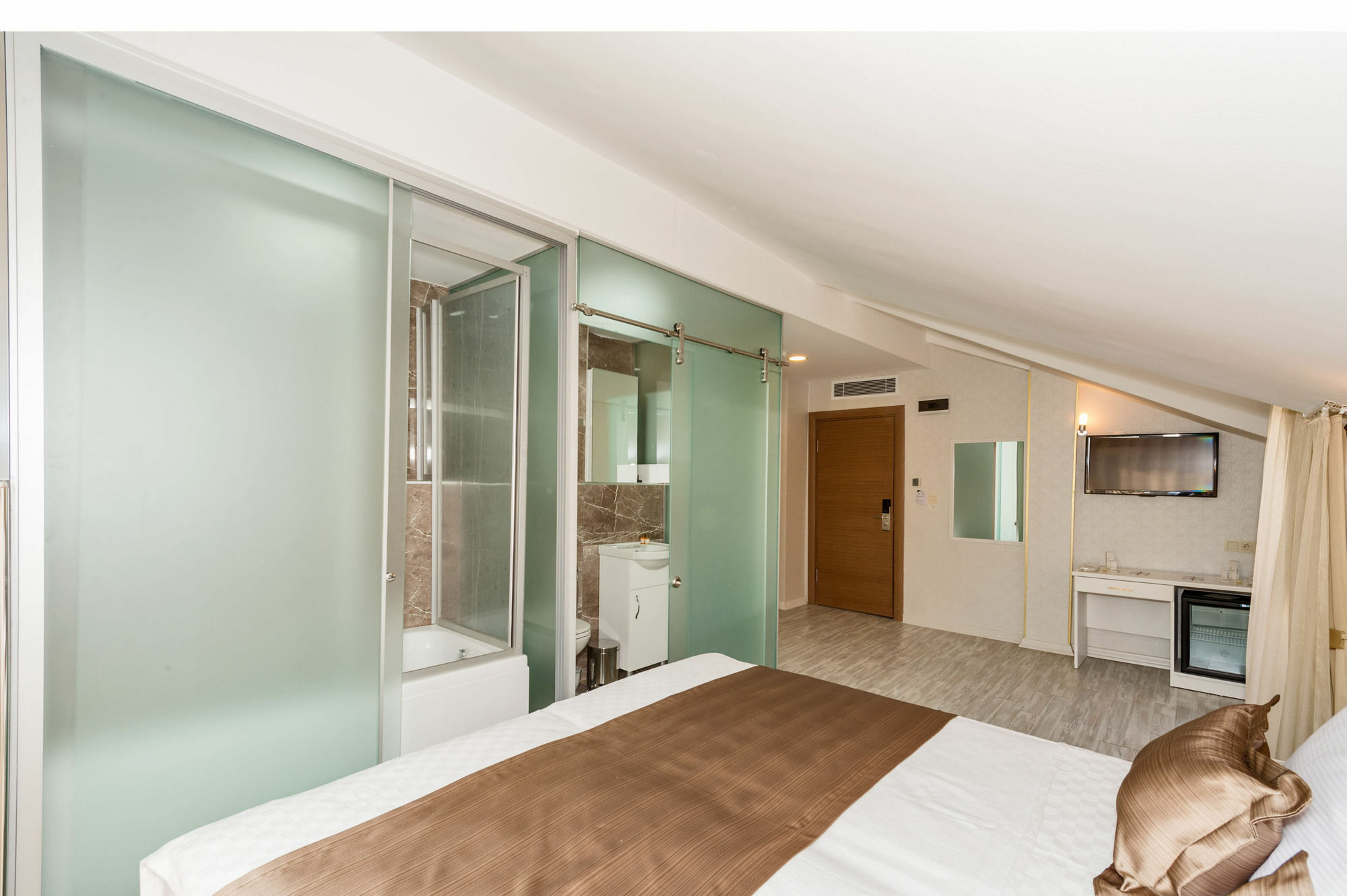 Grand Pamir 3* Istambul