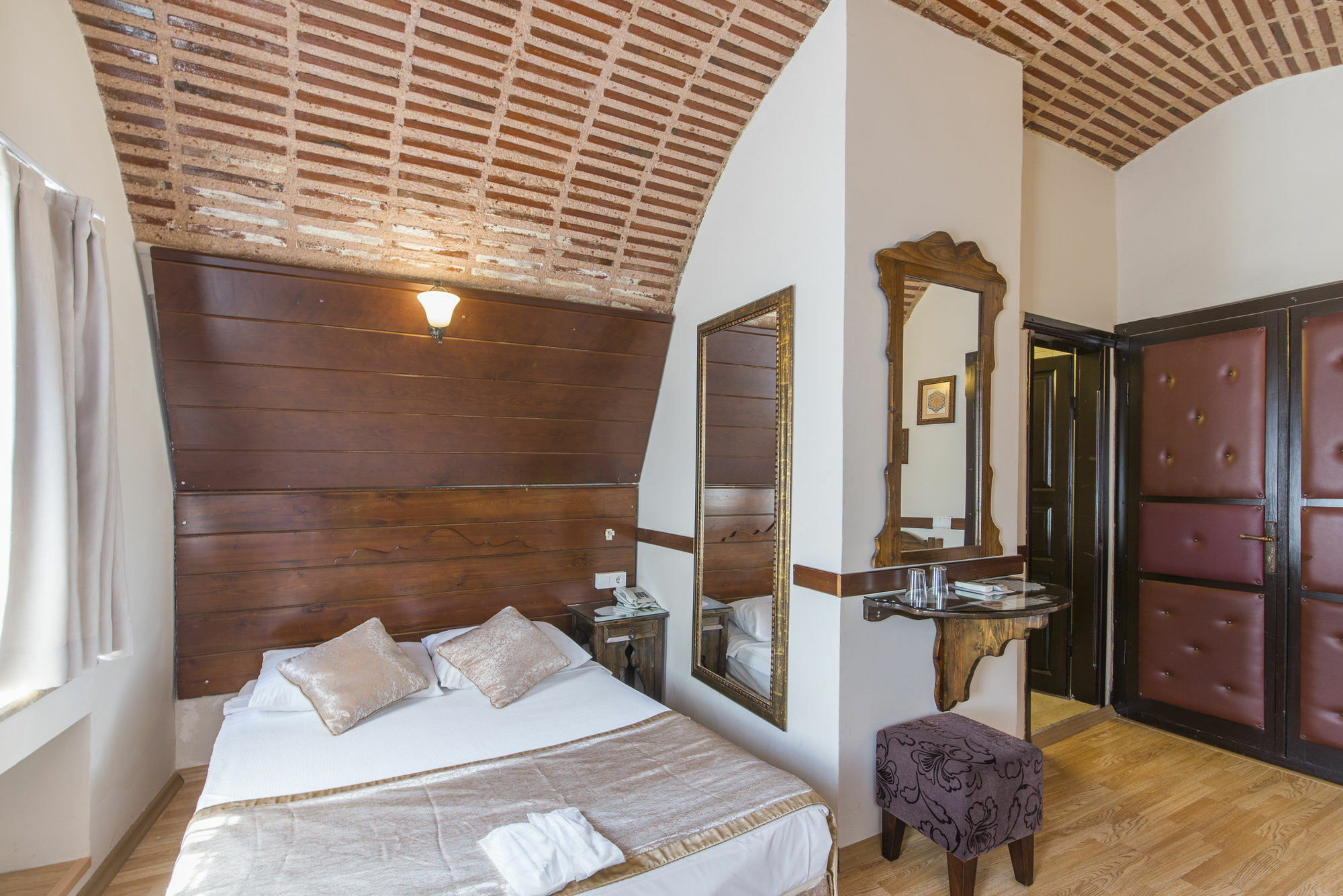 Naz Wooden House Istanbul