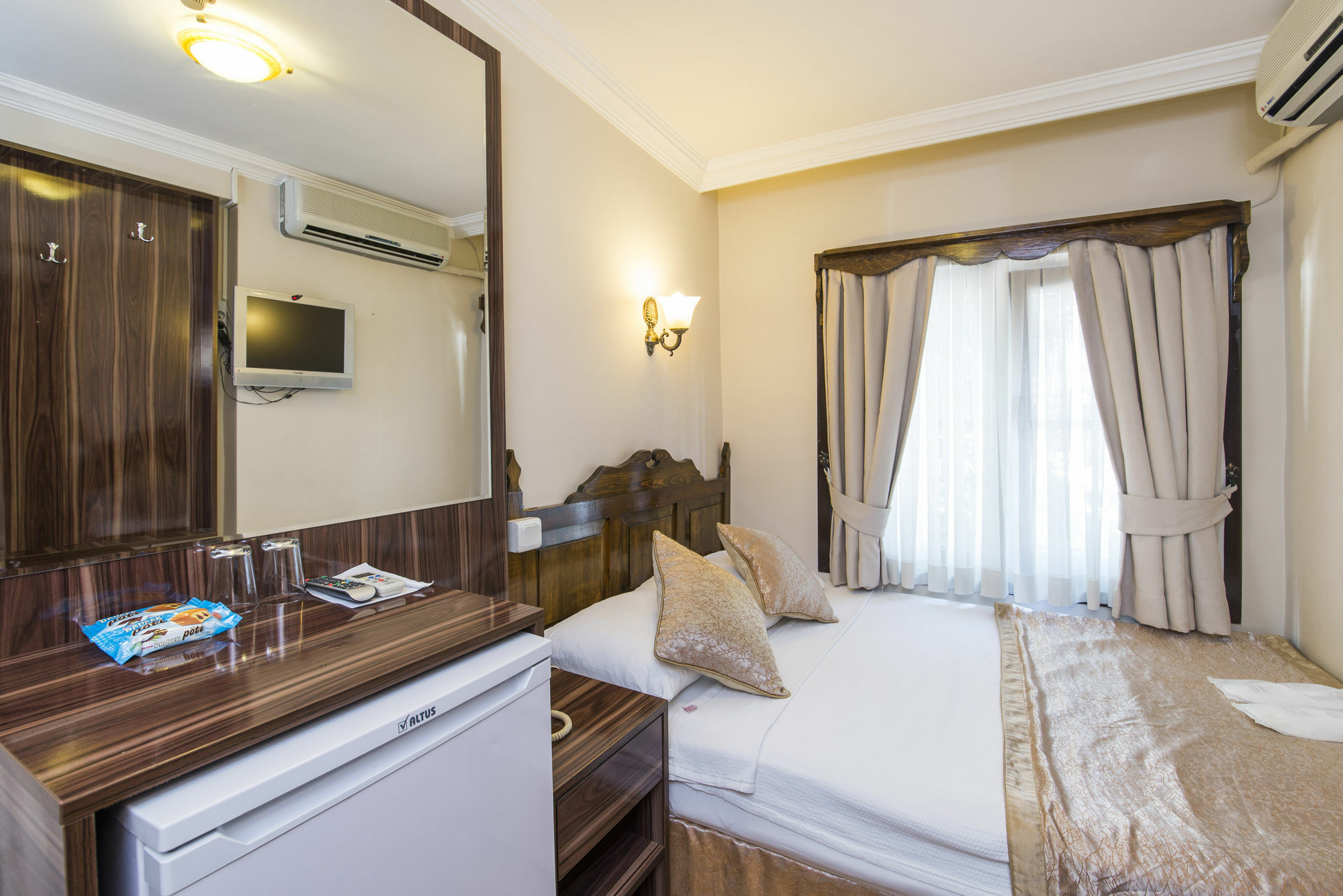 Naz Wooden House 3* Istanbul