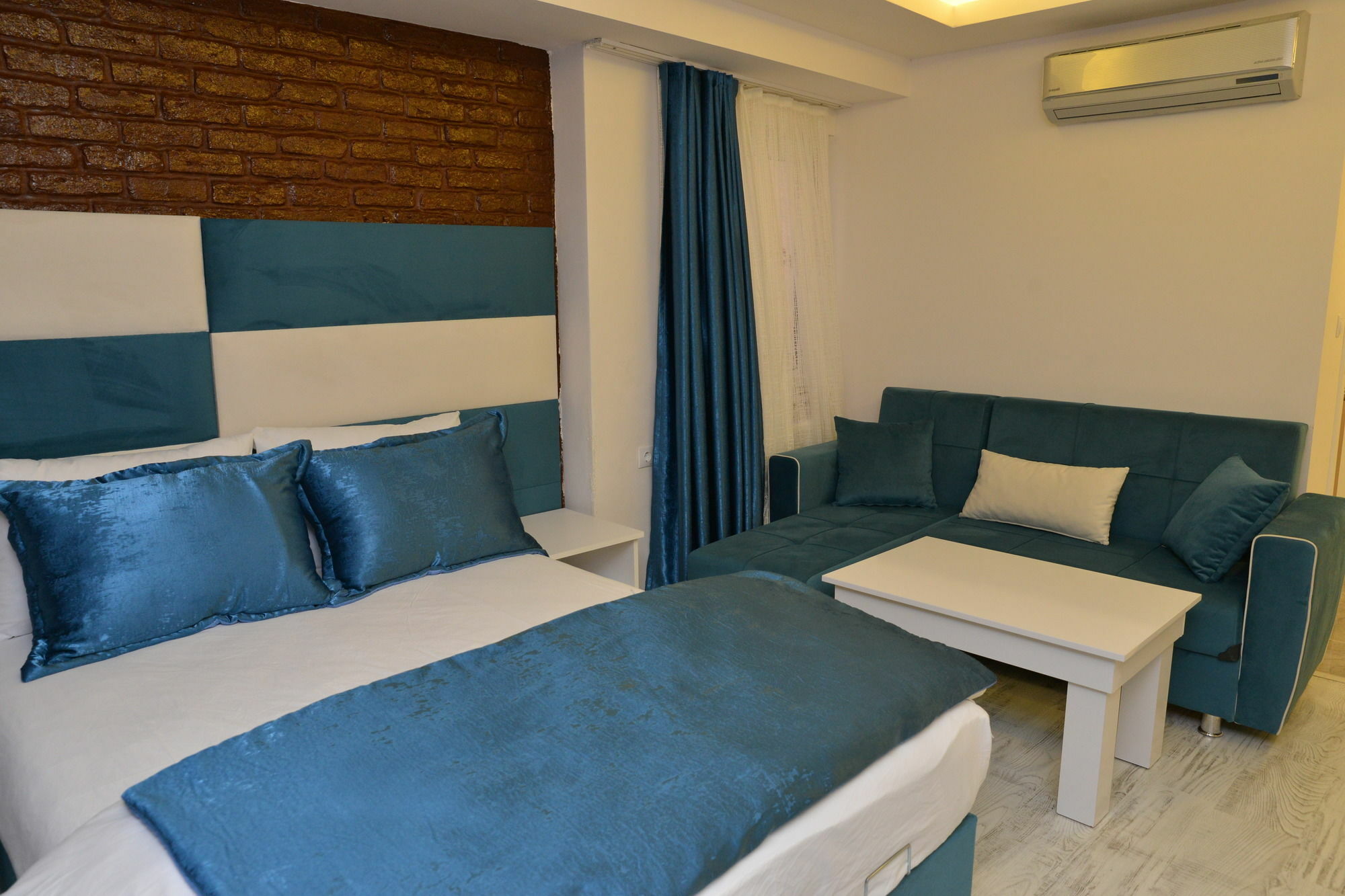 Deep 3* Istanbul