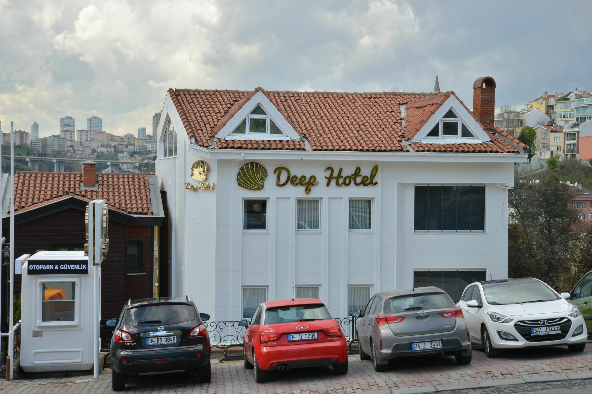 Hotel Deep 3*