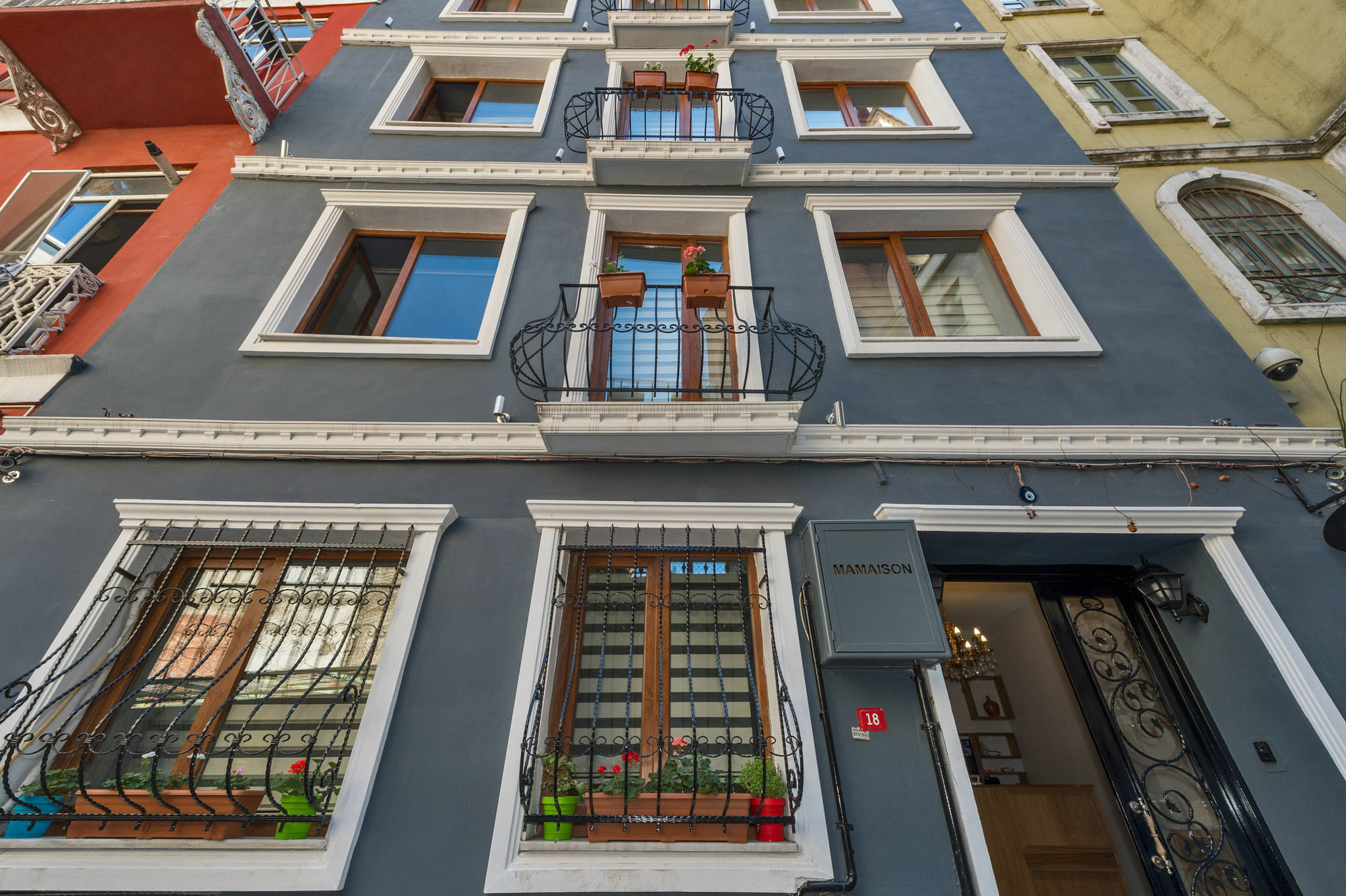 Cirrus Tomtom Hotel Istanbul