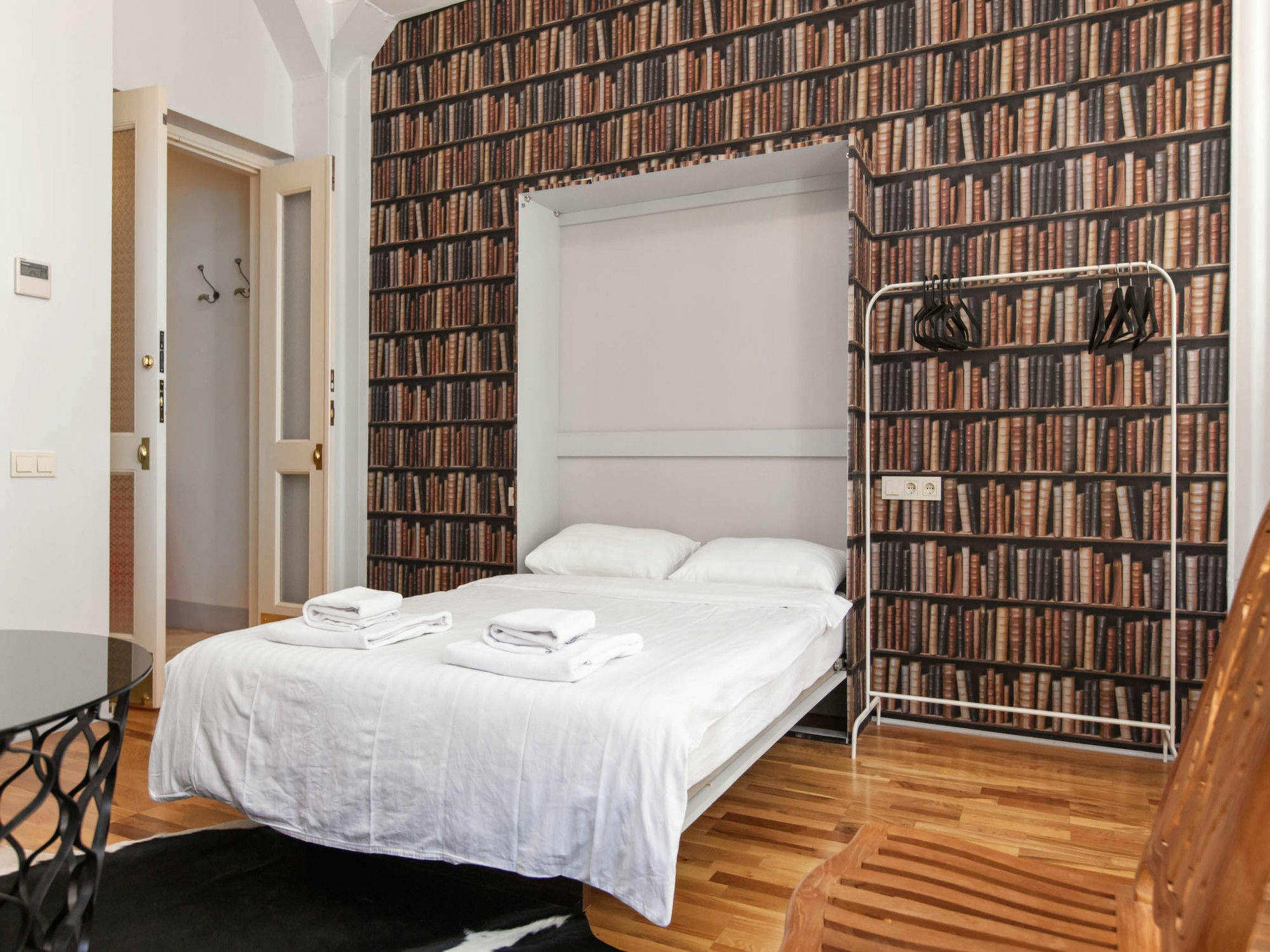 Chiconomy Apartment
