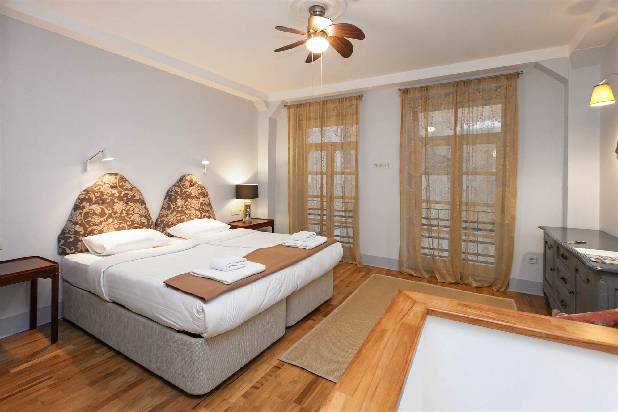 Chiconomy Apartment *