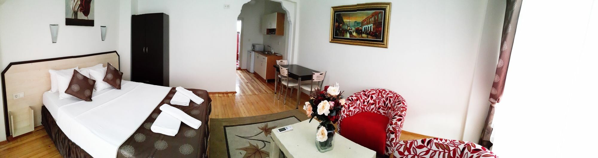 Myra Apartment *