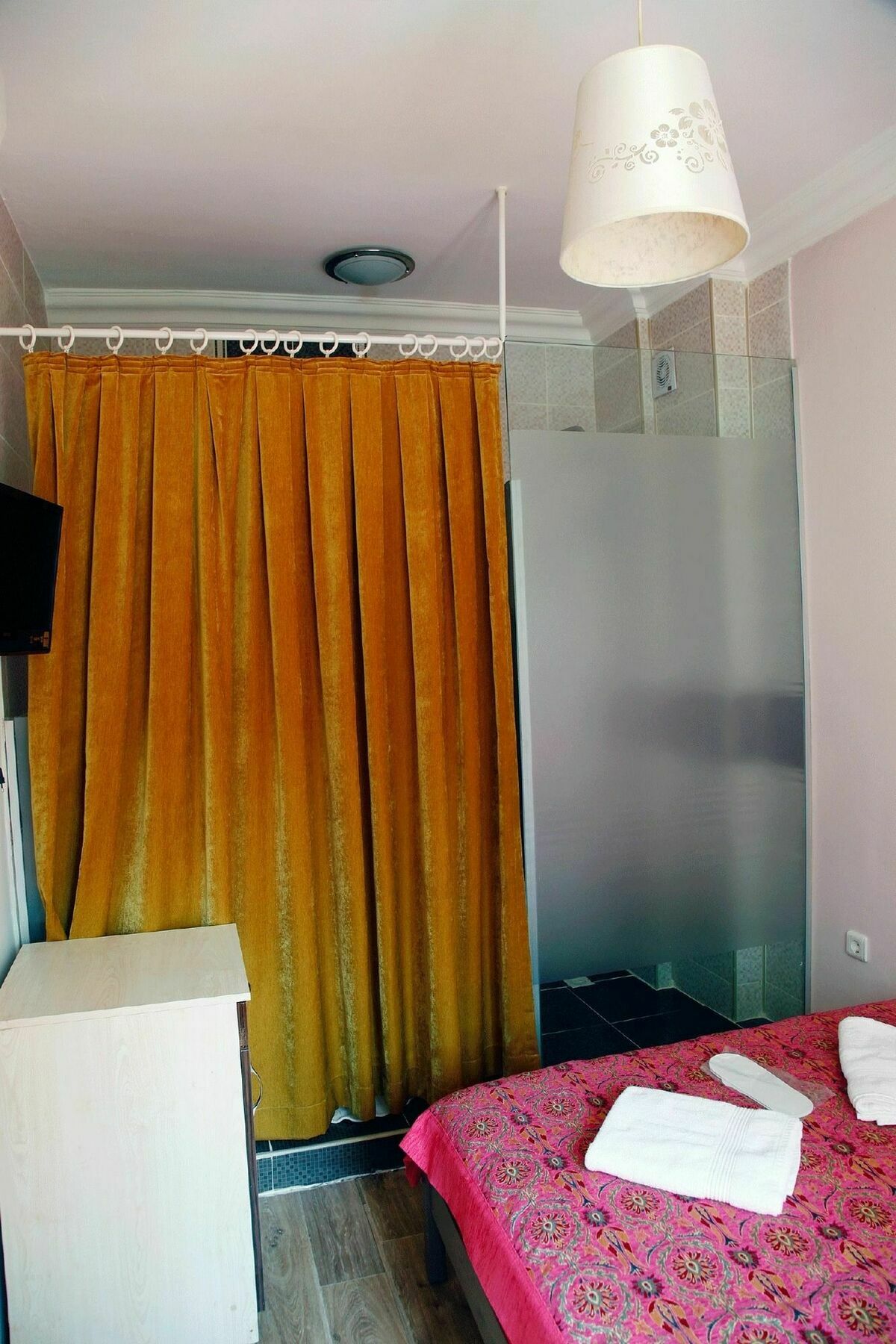 Apartment Ayroom