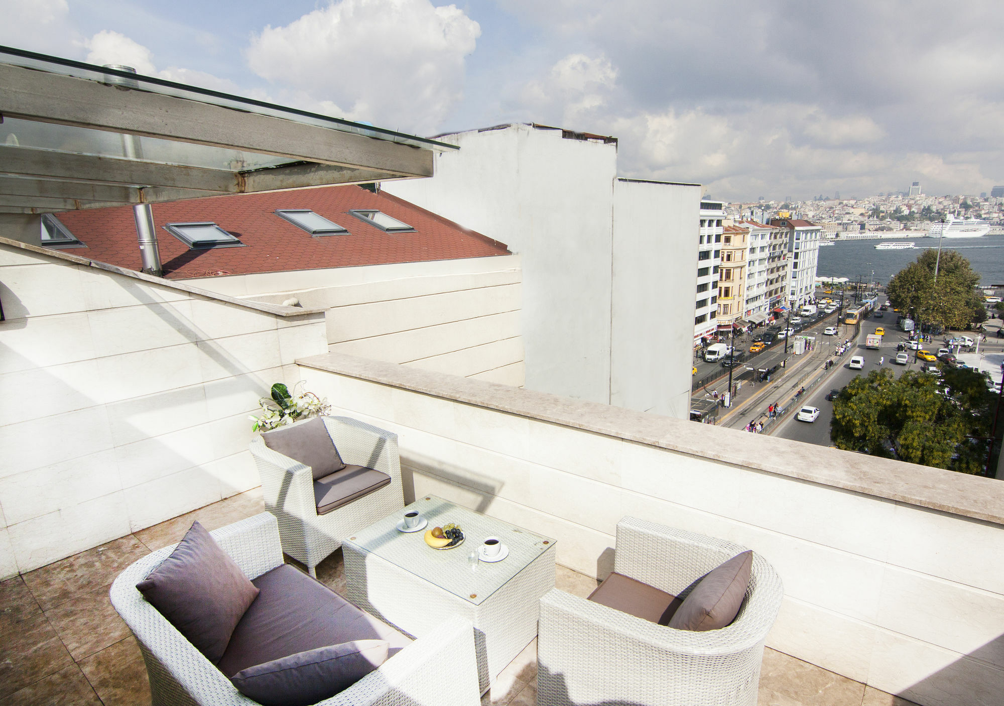 Hotel Eurostars Old 4*