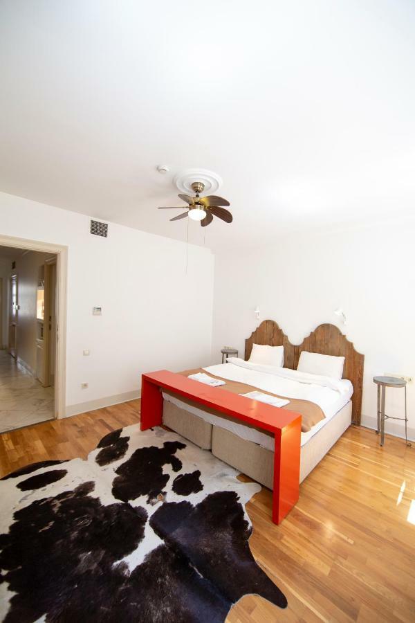 Apartment Chiconomy