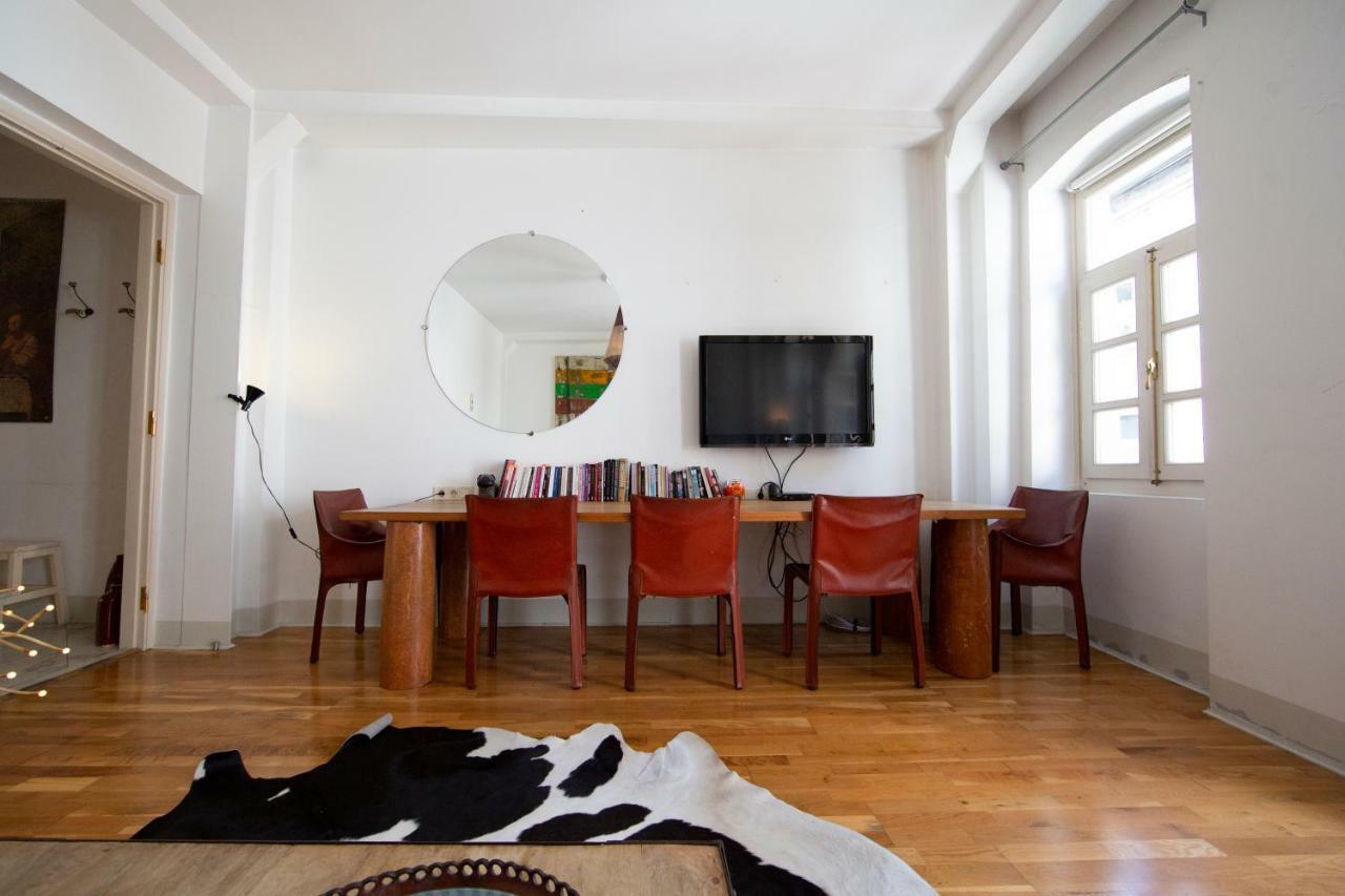 Apartment Chiconomy