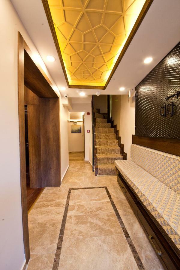 Apart Otel Kumluk 3*
