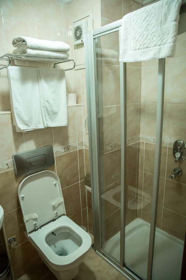 Yuksel Hotel