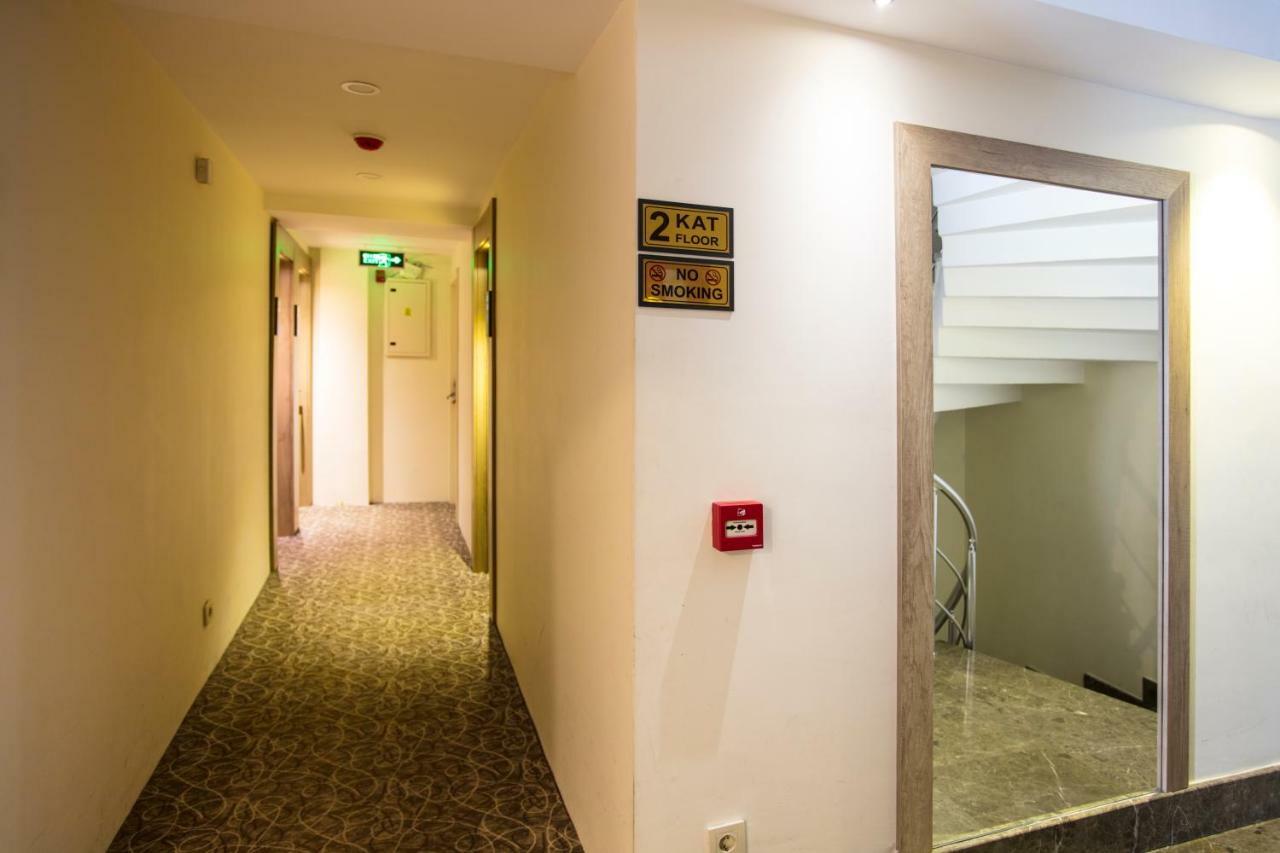 Otel Nida Center 3*