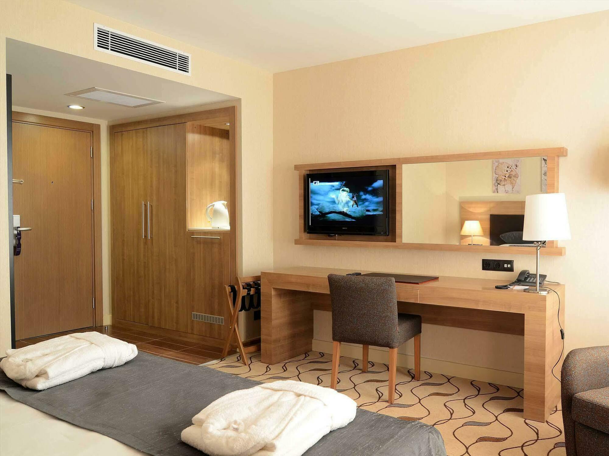 Listana Otel 4*