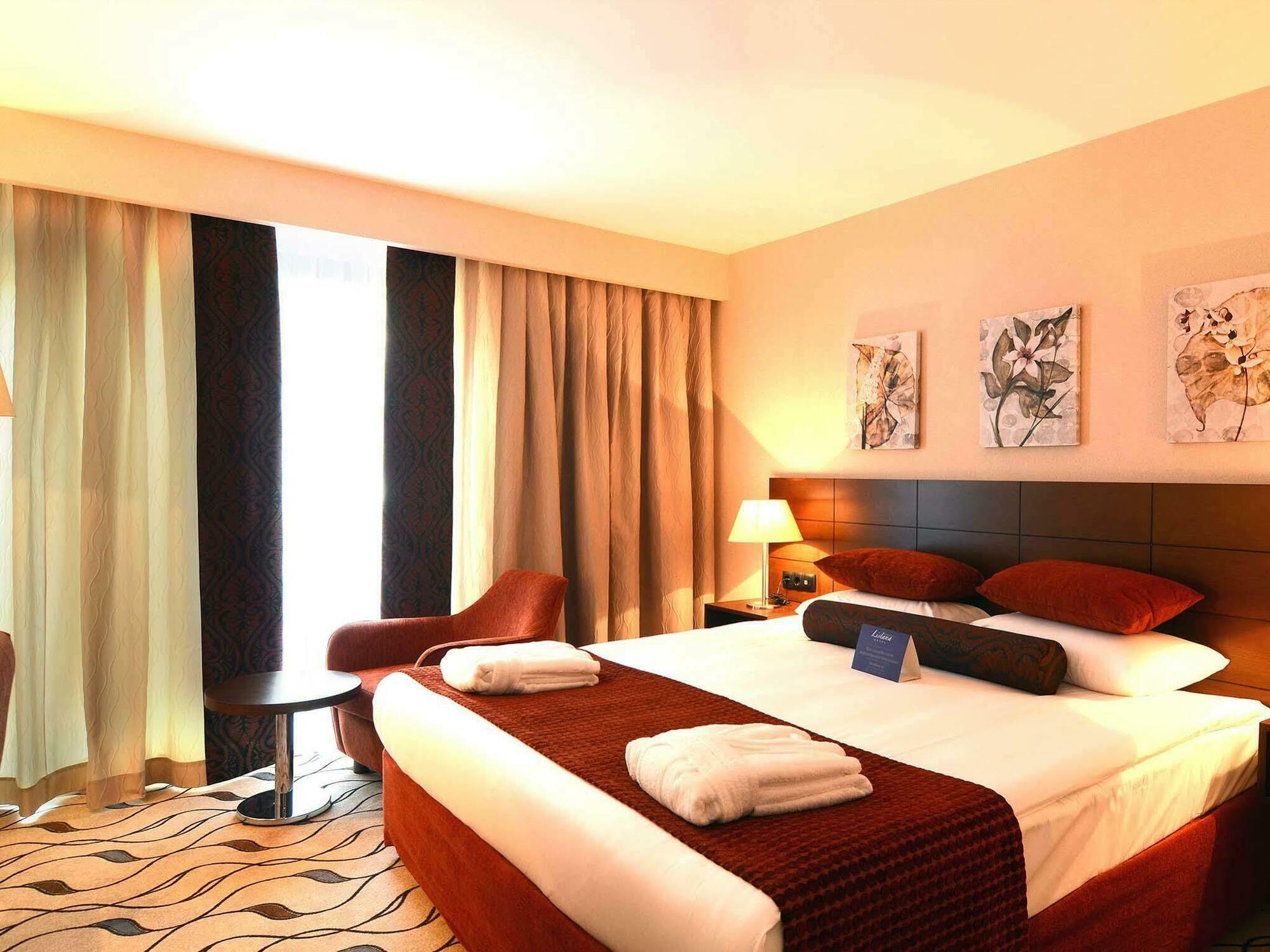 Listana Otel 4*