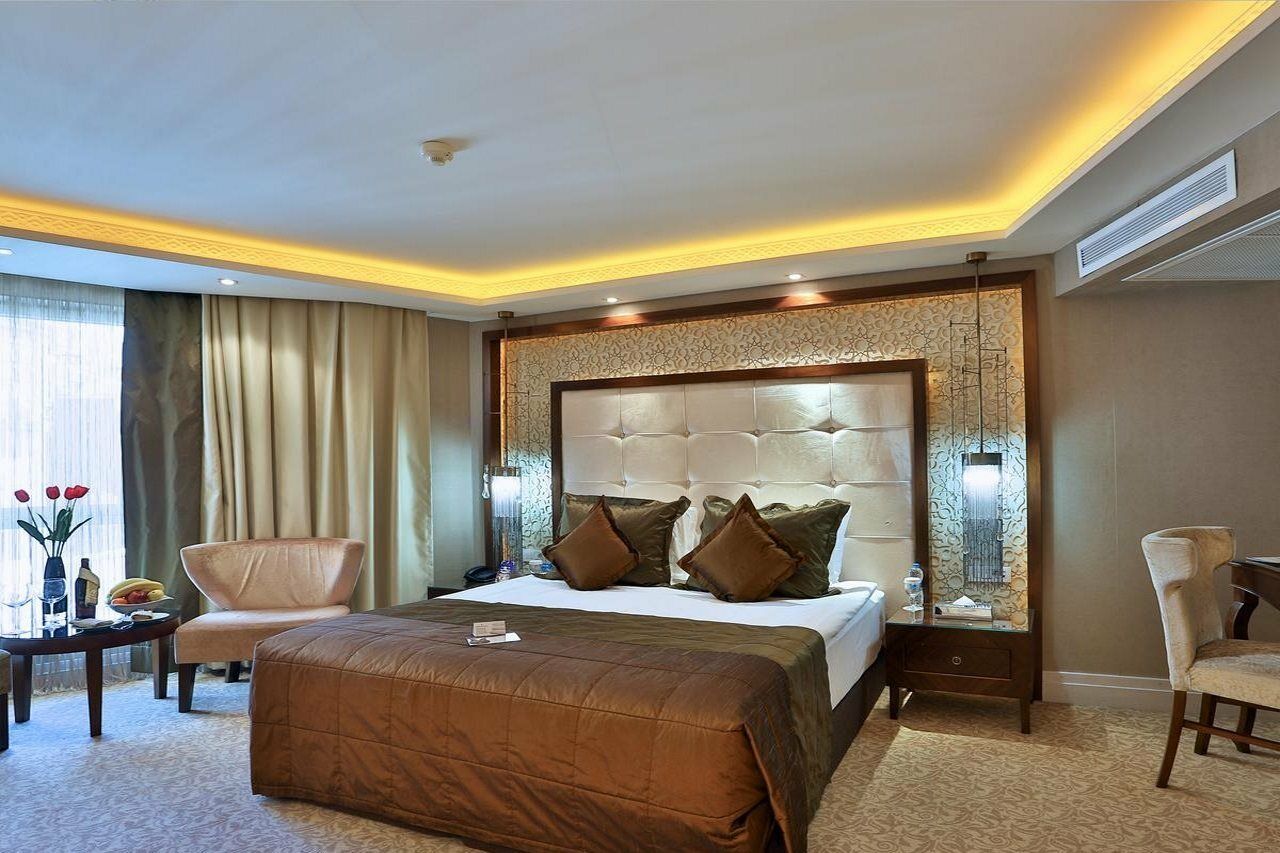 Zurich Hotel 4*