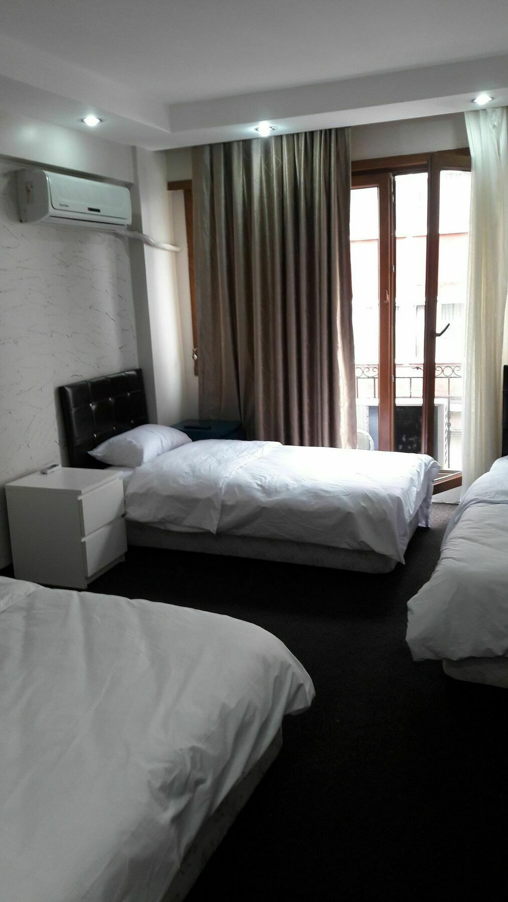 Grand Apartment