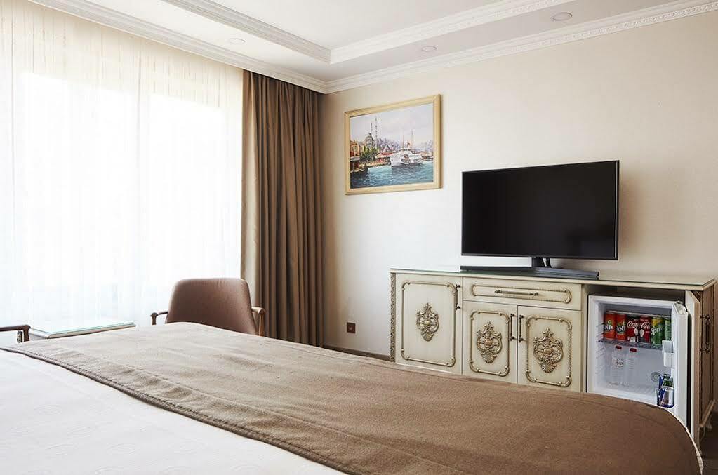 Hotel Almadina 3*