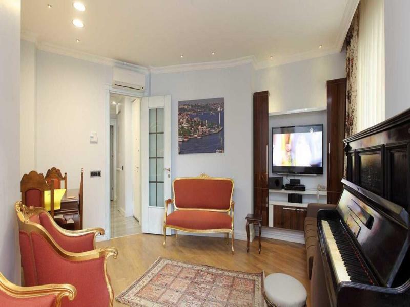 Apart Otel Lir Long İstanbul