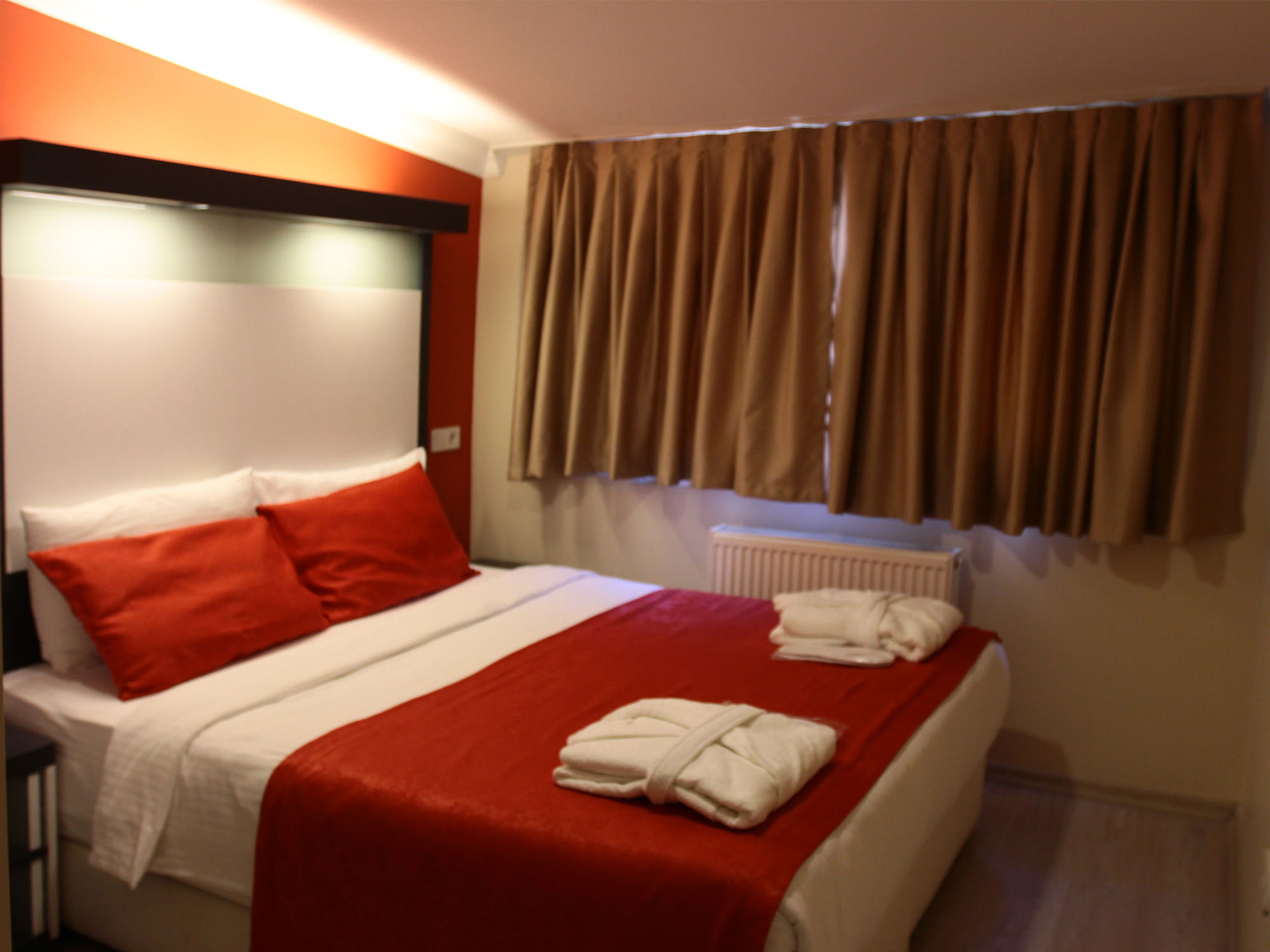 The Legend Platine Hotel