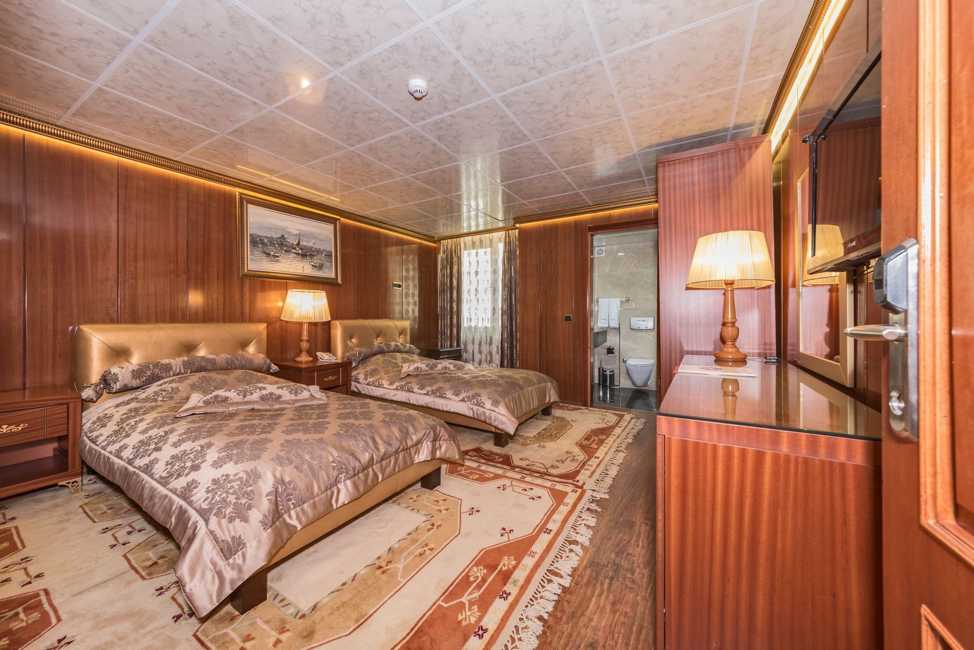 Hotel Cevheris 4*