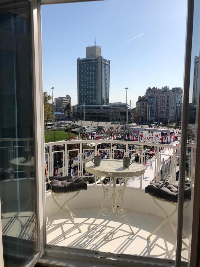Daire Great View Of Taksim Square, Luxury Furnished On Main Street Of Taksim, Partial Sea View *
