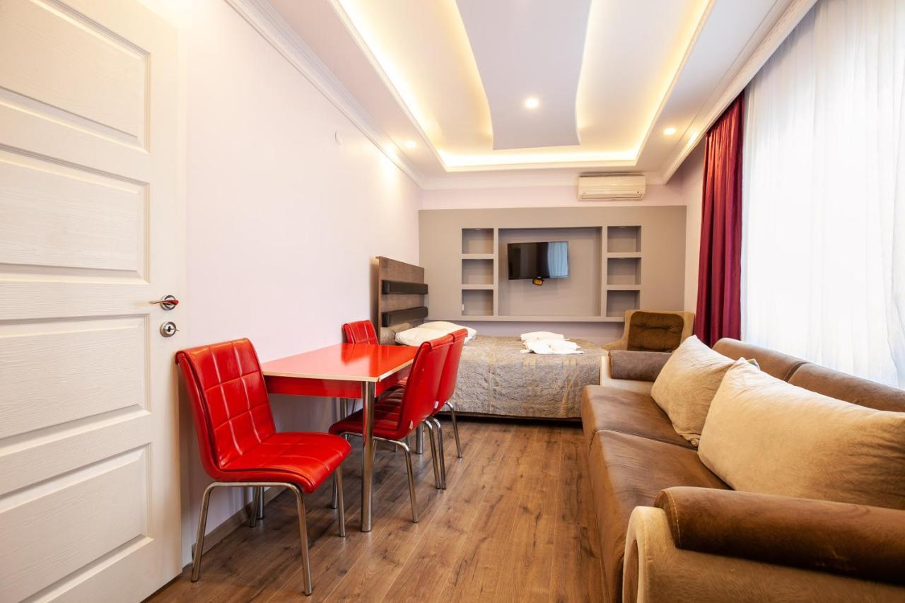 Lale Sultan Apartment
